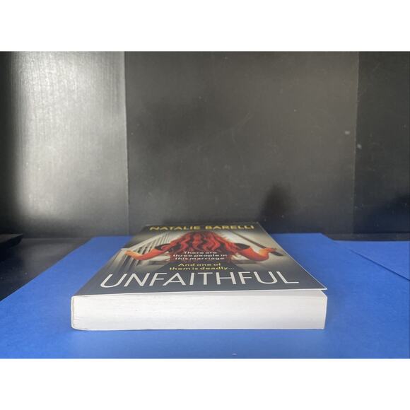 Unfaithful : An Unputdownable and Absolutely Gripping Psychological Thriller by - Picture 5 of 8